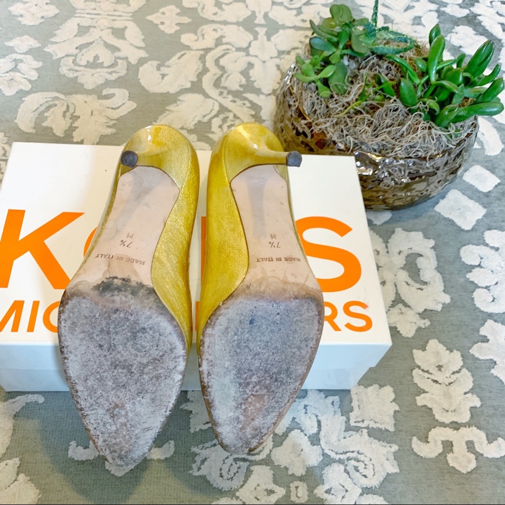 Michael Kors gold sparkly heels so 7.5 with box - Picture 4 of 5